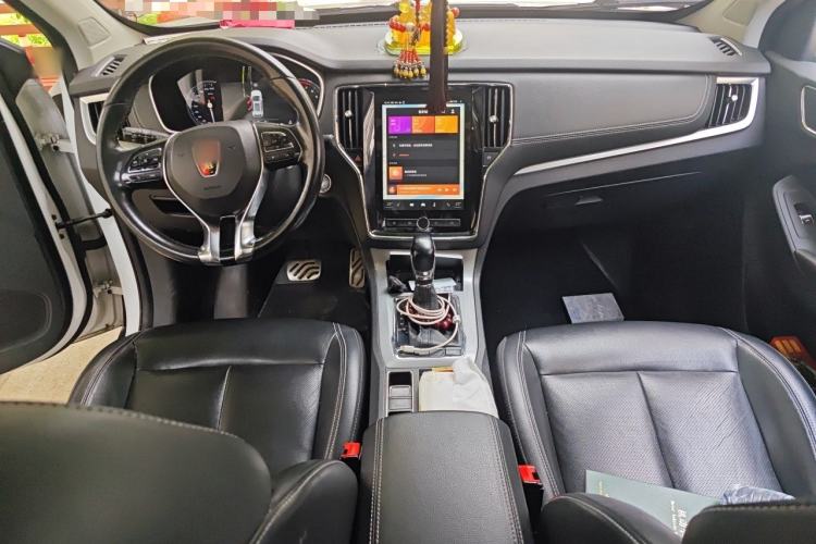 Used Roewe RX5 2016 30T Two-Wheel Drive Automatic Internet Smart Edition Center Console