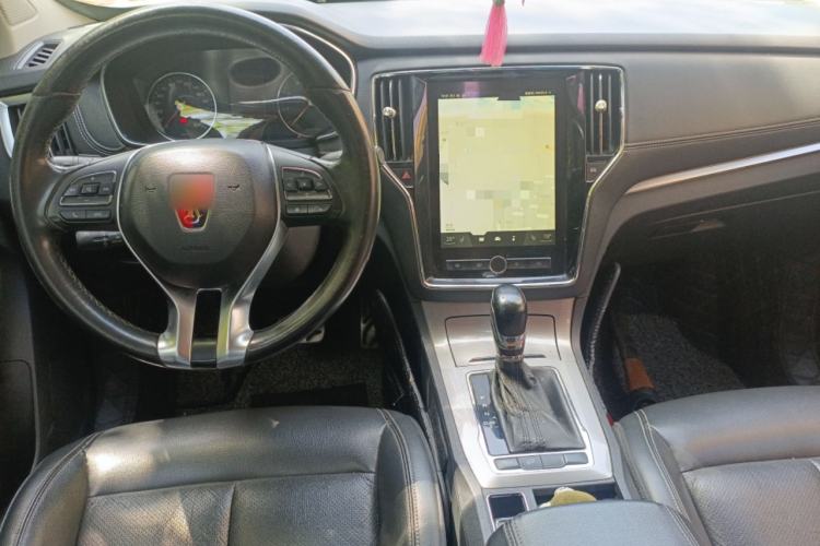 Used Roewe RX5 2016 20T Two-Wheel Drive Automatic Internet Smart Edition Center Console