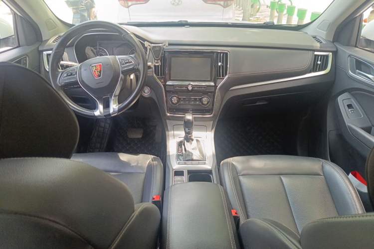 Used Roewe RX5 2016 20T Two-Wheel Drive Automatic Flagship Edition Center Console