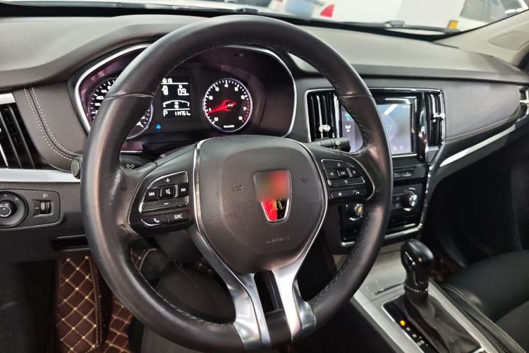 Used Roewe RX5 2016 20T Two-Wheel Drive Automatic Flagship Edition Center Console