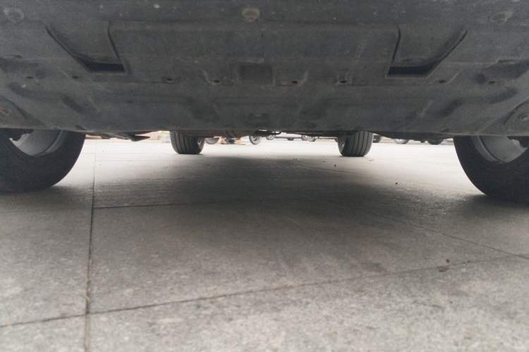 Used Roewe RX5 2016 20T Two-Wheel Drive Automatic Internet Smart Edition Chassis Front