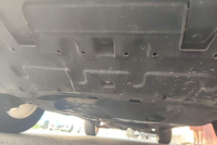 Used Roewe RX5 2016 20T Two-Wheel Drive Automatic Internet Smart Edition Chassis Front