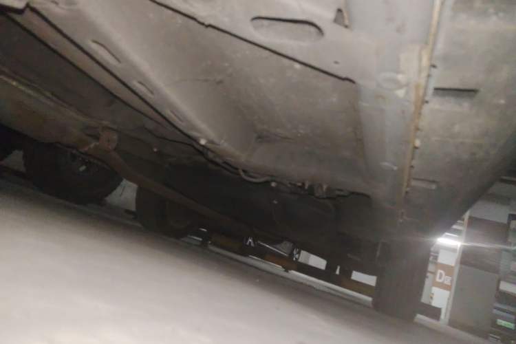 Used Roewe RX5 2016 20T Two-Wheel Drive Automatic Flagship Edition Chassis Front Left