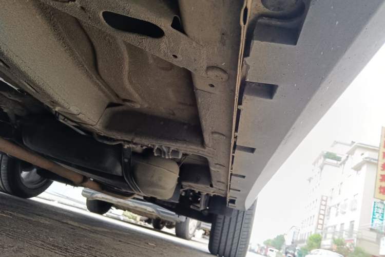 Used Roewe RX5 2016 30T Two-Wheel Drive Automatic Internet Smart Edition Chassis Front Left