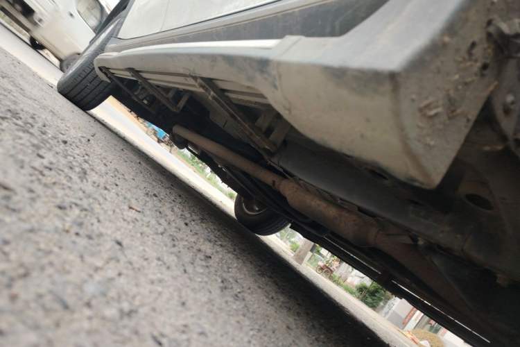Used Roewe RX5 2016 20T Two-Wheel Drive Manual Flagship Edition Chassis Front Right