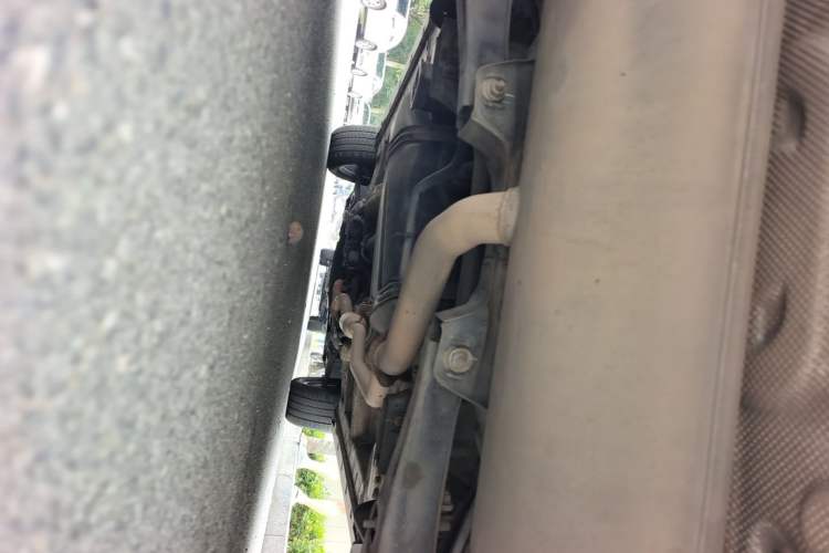 Used Roewe RX5 2016 20T Two-Wheel Drive Automatic Internet Smart Edition Chassis Rear