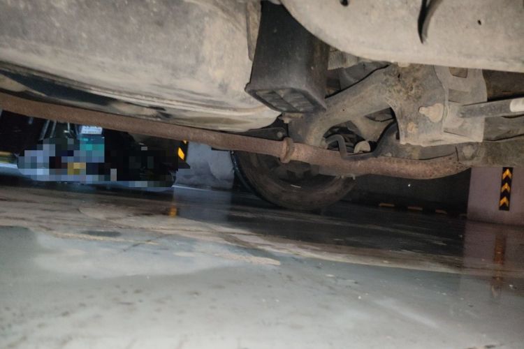 Used Roewe RX5 2016 20T Two-Wheel Drive Automatic Internet Smart Edition Chassis Rear Left