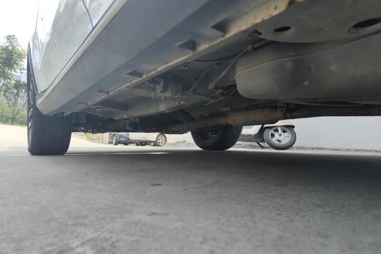 Used Roewe RX5 2016 20T Two-Wheel Drive Automatic Internet Smart Edition Chassis Rear Left