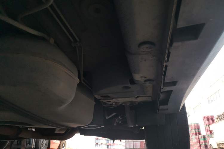 Used Roewe RX5 2016 20T Two-Wheel Drive Automatic Internet Smart Edition Chassis Rear Left