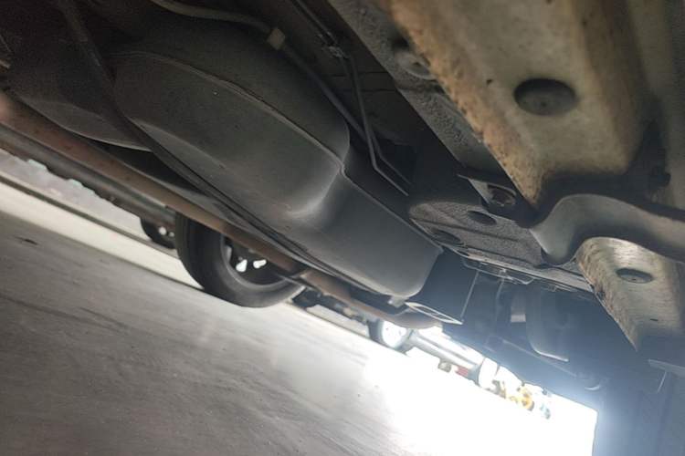 Used Roewe RX5 2016 30T Two-Wheel Drive Automatic Internet Smart Edition Chassis Rear Left