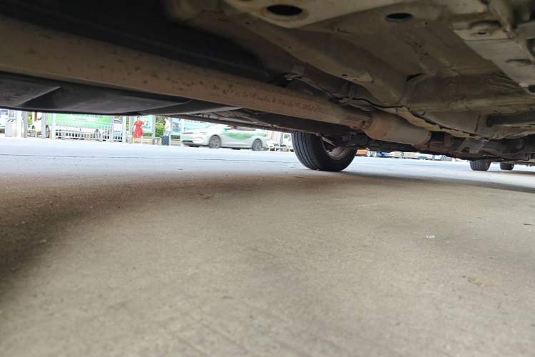 Used Roewe RX5 2016 20T Two-Wheel Drive Manual Flagship Edition Chassis Rear Right