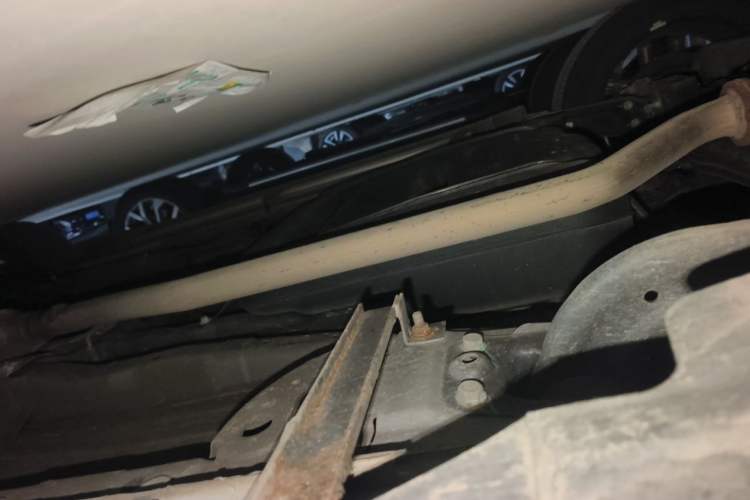 Used Roewe RX5 2016 20T Two-Wheel Drive Automatic Internet Smart Edition Chassis Rear Right