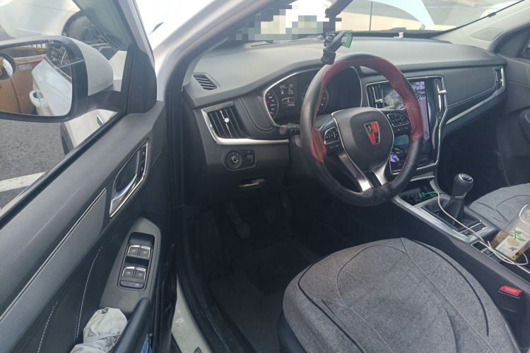 Used Roewe RX5 2016 20T Two-Wheel Drive Manual Transmission Internet Smart Edition Driver Seat