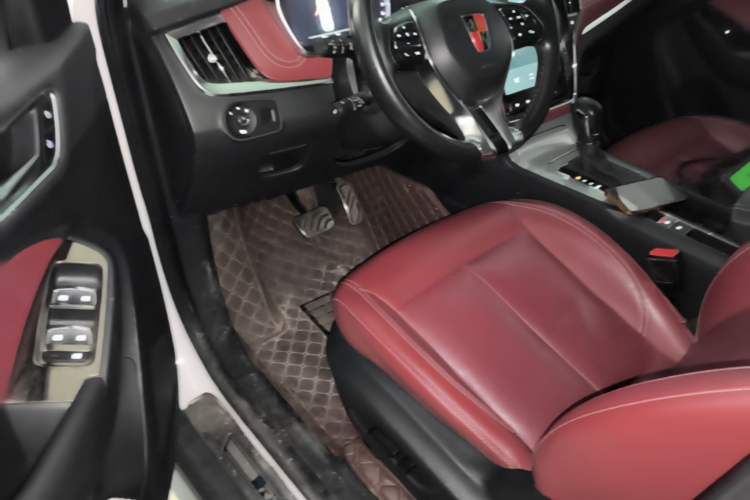Used Roewe RX5 2016 30T Four-Wheel Drive Automatic Internet Smart Luxury Edition Driver Seat