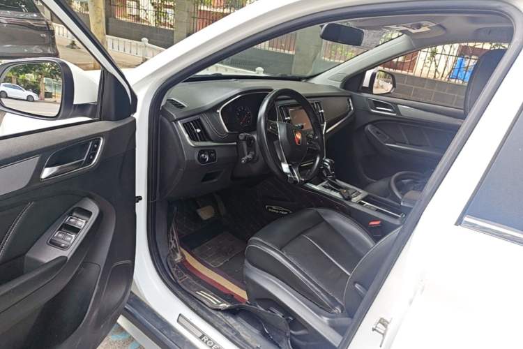 Used Roewe RX5 2016 20T Two-Wheel Drive Automatic Flagship Edition Driver Seat