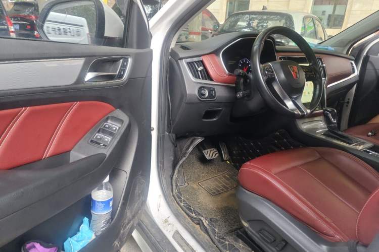 Used Roewe RX5 2016 20T Two-Wheel Drive Automatic Internet Smart Edition Driver Seat