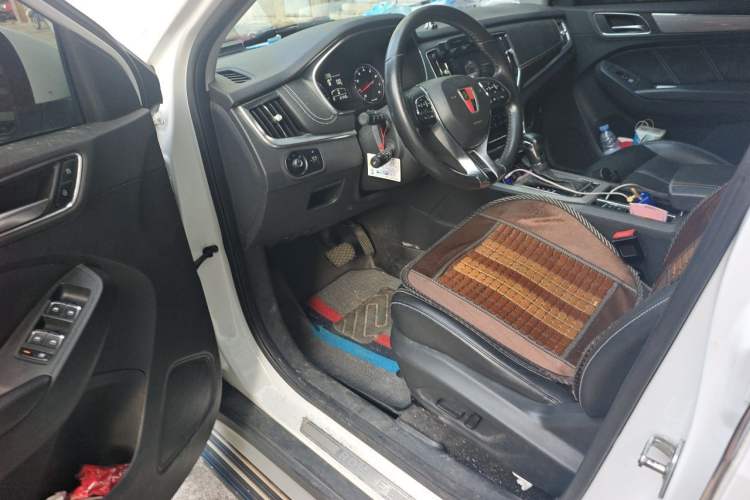 Used Roewe RX5 2016 20T Two-Wheel Drive Automatic Flagship Edition Driver Seat