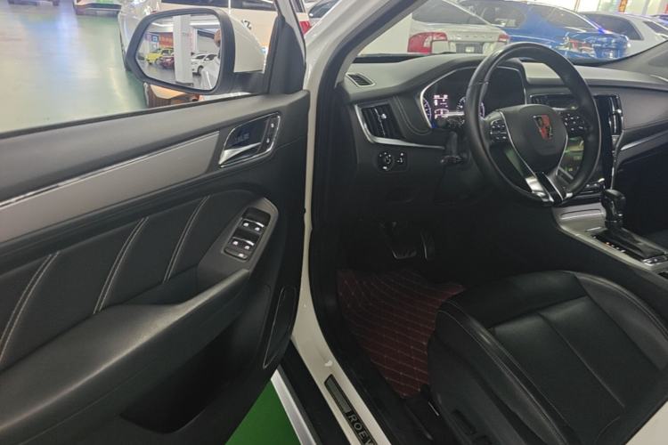 Used Roewe RX5 2016 20T Two-Wheel Drive Automatic Internet Smart Edition Driver Seat