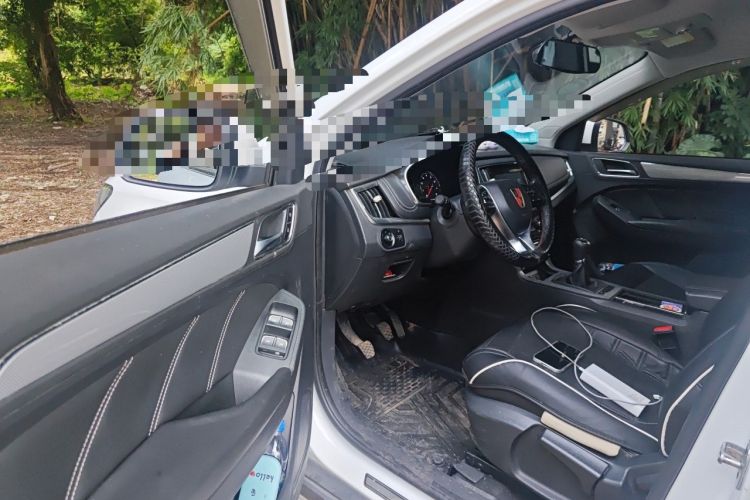 Used Roewe RX5 2016 20T Two-Wheel Drive Manual Flagship Edition Driver Seat