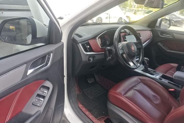 Used Roewe RX5 2016 30T Four-Wheel Drive Automatic Internet Smart Luxury Edition Driver Seat