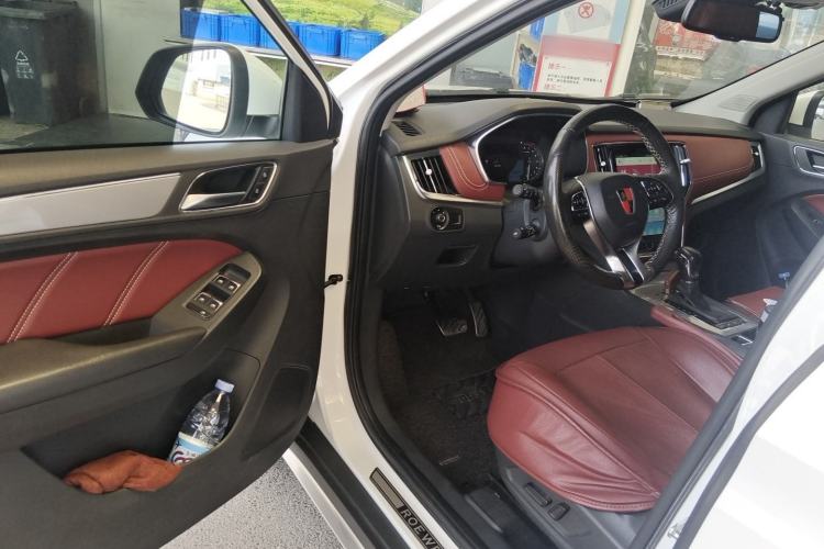Used Roewe RX5 2016 30T Four-Wheel Drive Automatic Internet Smart Luxury Edition Driver Seat