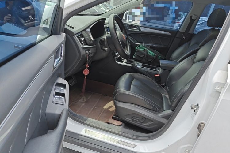 Used Roewe RX5 2016 30T Two-Wheel Drive Automatic Internet Smart Edition Driver Seat