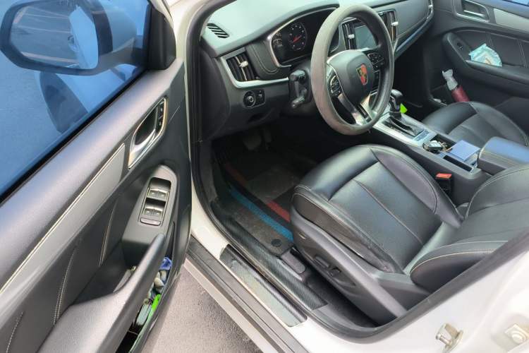 Used Roewe RX5 2016 20T Two-Wheel Drive Automatic Flagship Edition Driver Seat