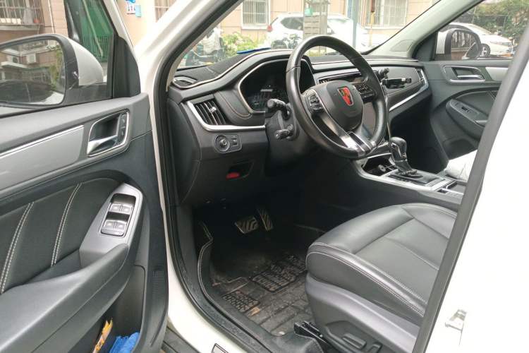 Used Roewe RX5 2016 30T Two-Wheel Drive Automatic Internet Smart Edition Driver Seat