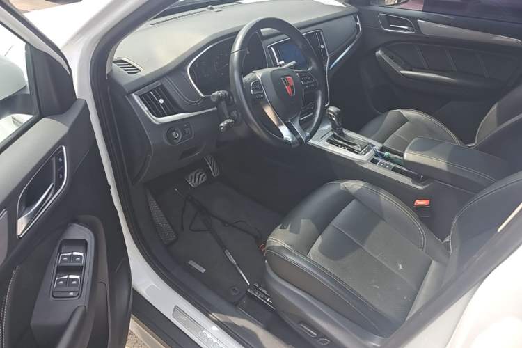 Used Roewe RX5 2016 20T Two-Wheel Drive Automatic Internet Smart Edition Driver Seat