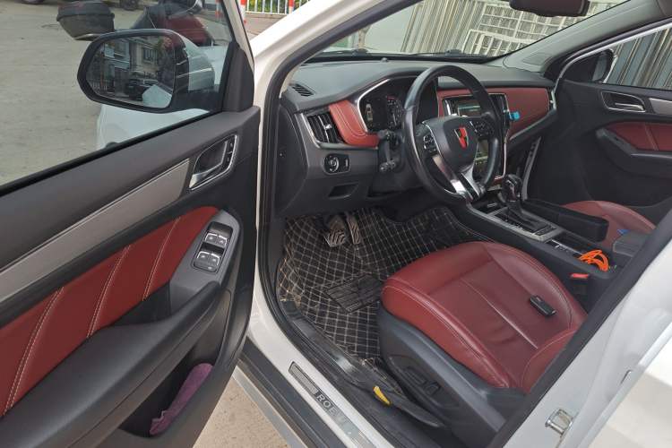 Used Roewe RX5 2016 30T Four-Wheel Drive Automatic Internet Smart Luxury Edition Driver Seat