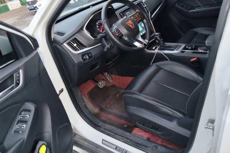 Used Roewe RX5 2016 20T Two-Wheel Drive Automatic Internet Smart Edition Driver Seat