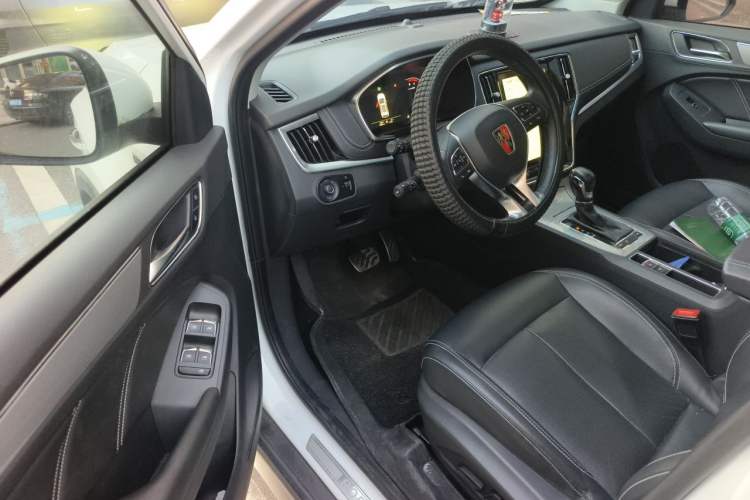 Used Roewe RX5 2016 30T Two-Wheel Drive Automatic Internet Smart Edition Driver Seat