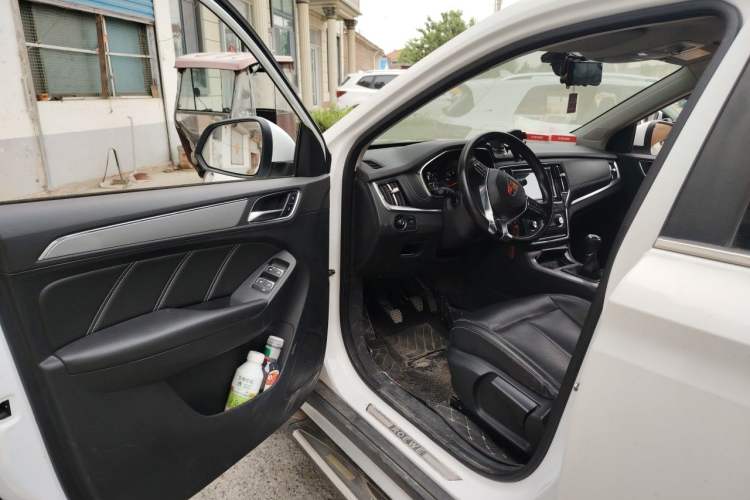 Used Roewe RX5 2016 20T Two-Wheel Drive Manual Flagship Edition Driver Seat