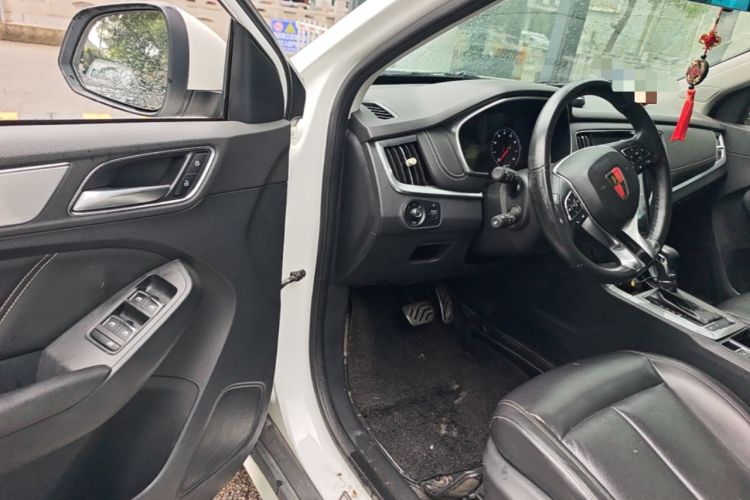 Used Roewe RX5 2016 20T Two-Wheel Drive Automatic Internet Smart Edition Driver Seat