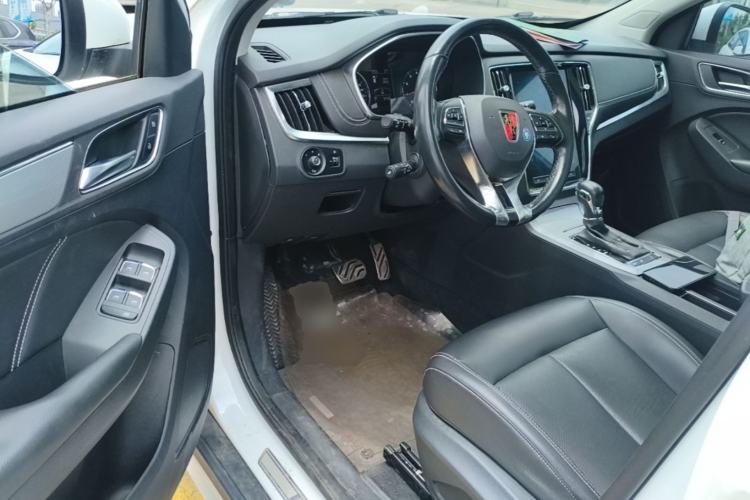 Used Roewe RX5 2016 20T Two-Wheel Drive Automatic Internet Smart Edition Driver Seat