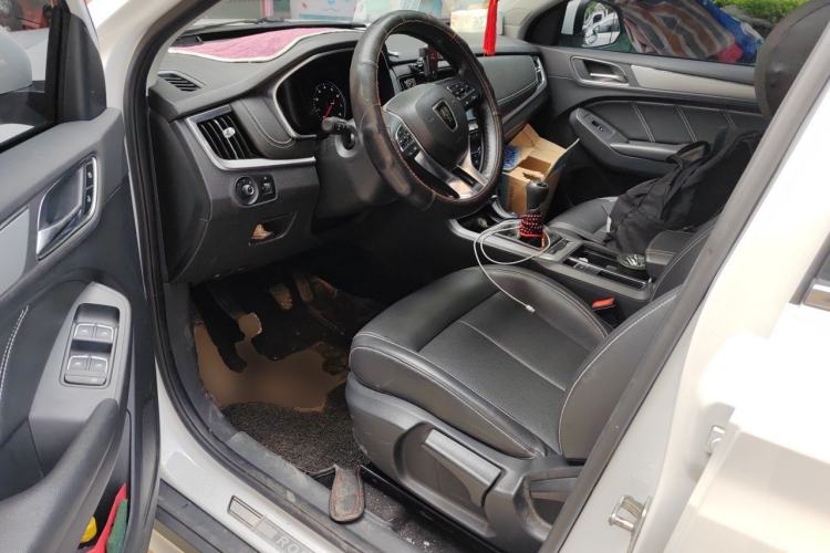Used Roewe RX5 2016 20T Two-Wheel Drive Manual Flagship Edition Driver Seat