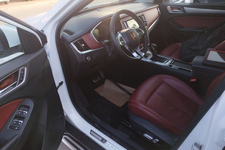 Used Roewe RX5 2016 30T Four-Wheel Drive Automatic Internet Smart Luxury Edition Driver Seat