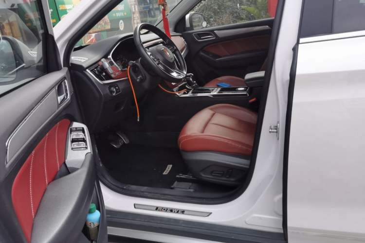 Used Roewe RX5 2016 20T Two-Wheel Drive Automatic Internet Smart Edition Driver Seat