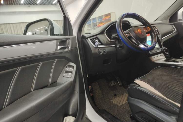 Used Roewe RX5 2016 20T Two-Wheel Drive Automatic Internet Smart Edition Driver Seat