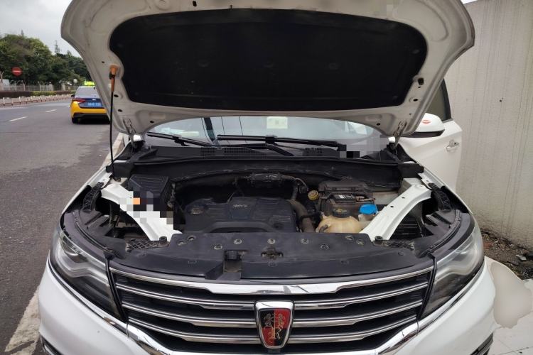Used Roewe RX5 2016 20T Two-Wheel Drive Automatic Internet Smart Edition Engine Bay