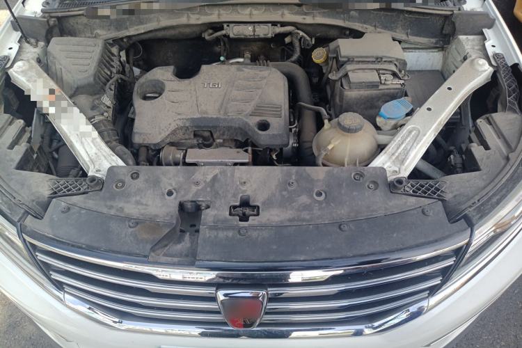 Used Roewe RX5 2016 20T Two-Wheel Drive Manual Transmission Internet Smart Edition Engine Bay