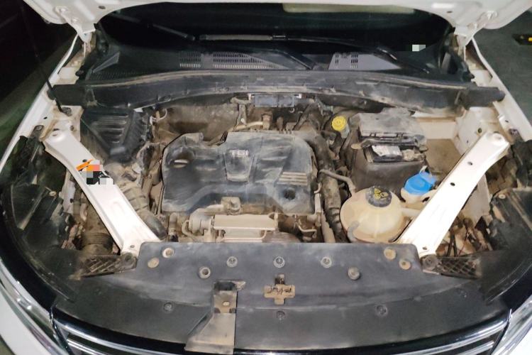 Used Roewe RX5 2016 20T Two-Wheel Drive Manual Flagship Edition Engine Bay