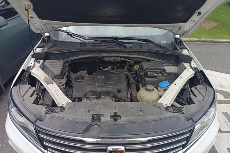 Used Roewe RX5 2016 20T Two-Wheel Drive Automatic Internet Smart Edition Engine Bay
