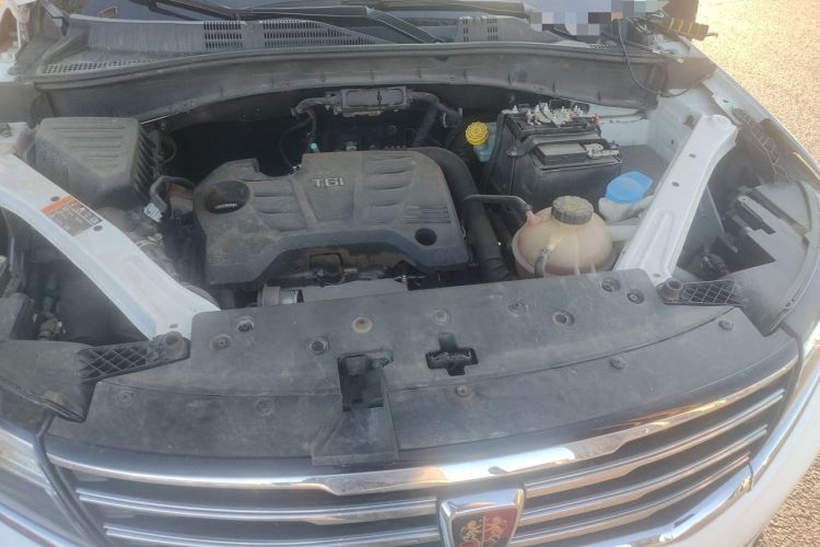 Used Roewe RX5 2016 20T Two-Wheel Drive Manual Flagship Edition Engine Bay