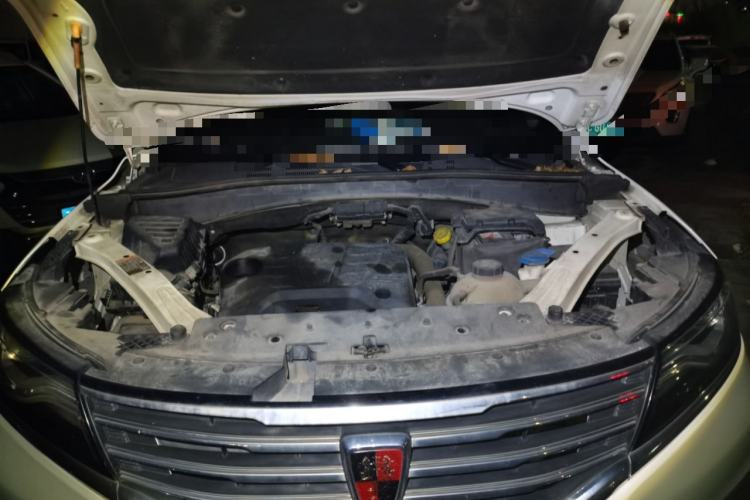 Used Roewe RX5 2016 20T Two-Wheel Drive Manual Flagship Edition Engine Bay