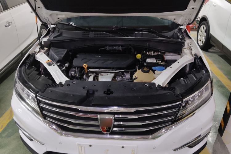 Used Roewe RX5 2016 30T Four-Wheel Drive Automatic Internet Smart Luxury Edition Engine Bay