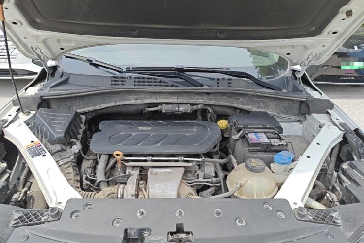 Used Roewe RX5 2016 30T Two-Wheel Drive Automatic Internet Smart Edition Engine Bay