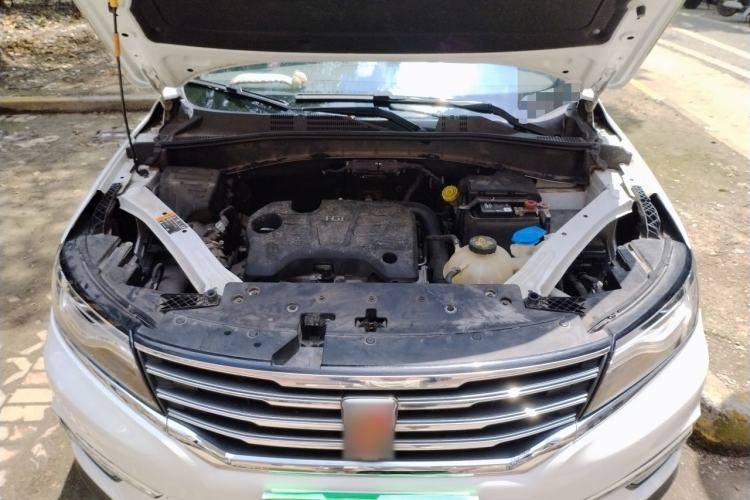 Used Roewe RX5 2016 20T Two-Wheel Drive Automatic Internet Smart Edition Engine Bay