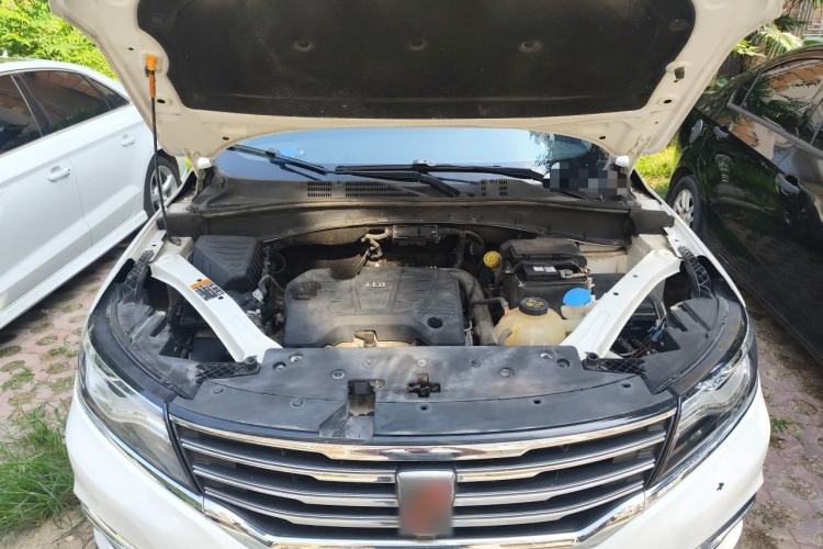 Used Roewe RX5 2016 20T Two-Wheel Drive Automatic Internet Smart Edition Engine Bay