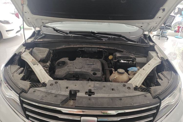 Used Roewe RX5 2016 20T Two-Wheel Drive Automatic Internet Smart Edition Engine Bay